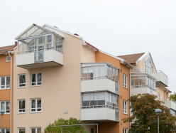 Flerbostadshus i en stad. Foto:
